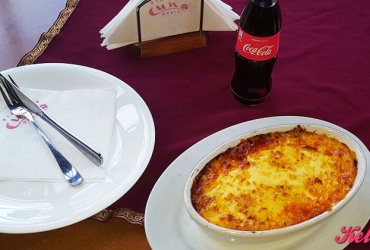 ЛАЗАЊИ БОЛОНЕЗЕ + ПИЈАЛАК ПО ИЗБОР (ПИВО, СОК ИЛИ МИНЕРАЛНА ВОДА) ВО PIZZERIA & RESTAURANT LUNA ЗА САМО 199ДЕН.