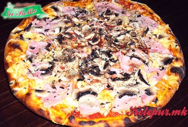 50% попуст на ГОЛЕМА ПИЦА КАПРИЧИОЗА во НОВО ОТВОРЕНИОТ пица ресторан „La Bella“ во вредност од 240ден. за само 119ден