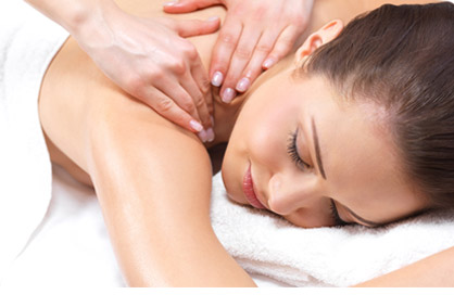 50% попуст на релакс масажа во салонот за масажа Златни раце во вредност од 700 ден. за само 349ден.